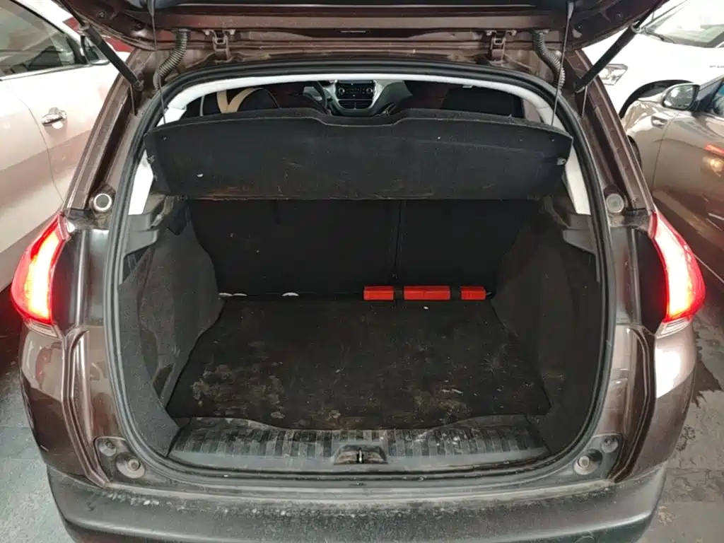 Peugeot 2008 — миниатюра 19