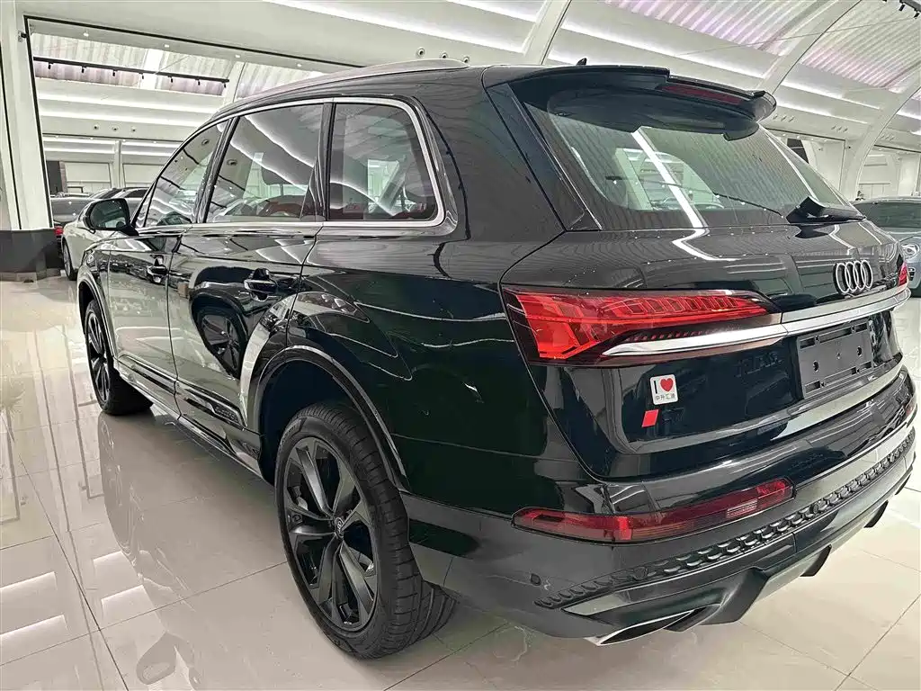 Audi Q7 — миниатюра 19