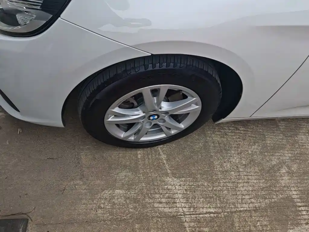 BMW 2 Series Active Tourer — миниатюра 23