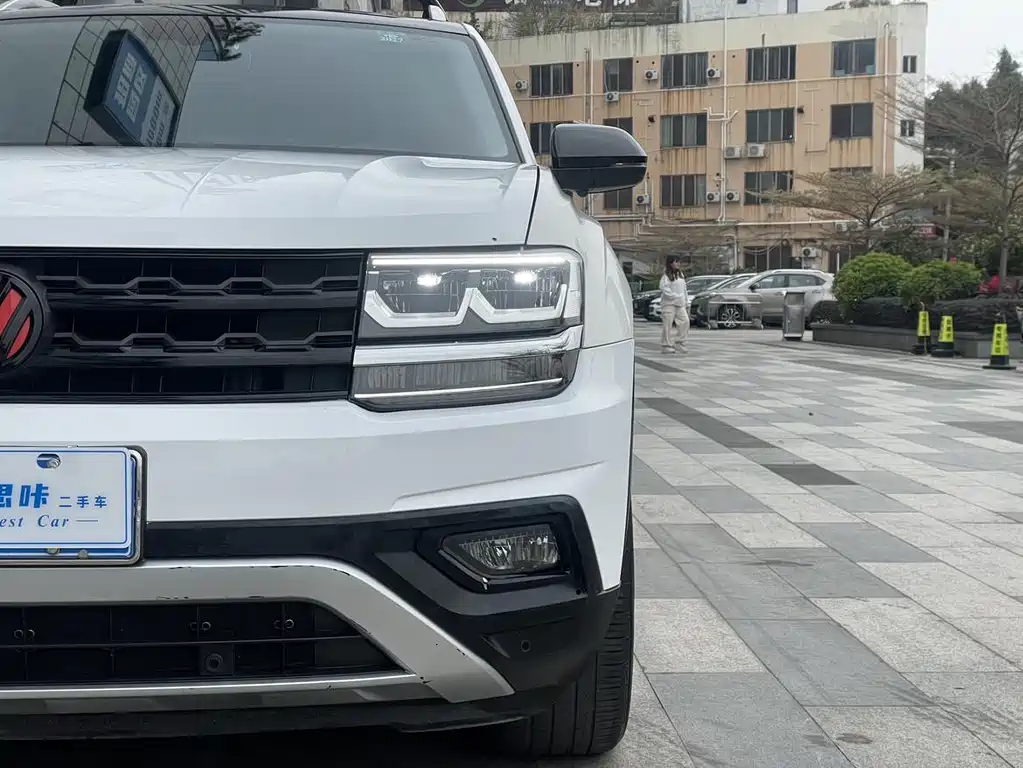 Volkswagen Teramont — миниатюра 4