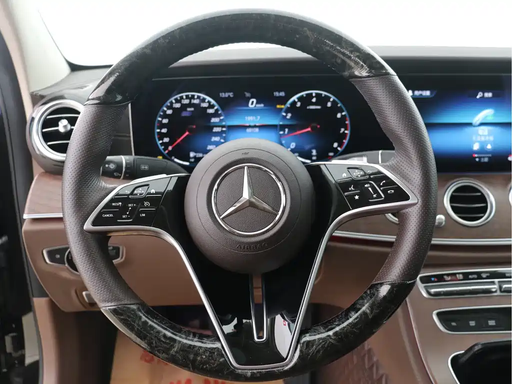 Mercedes-Benz E-Class E 2023 E 300 L Luxury