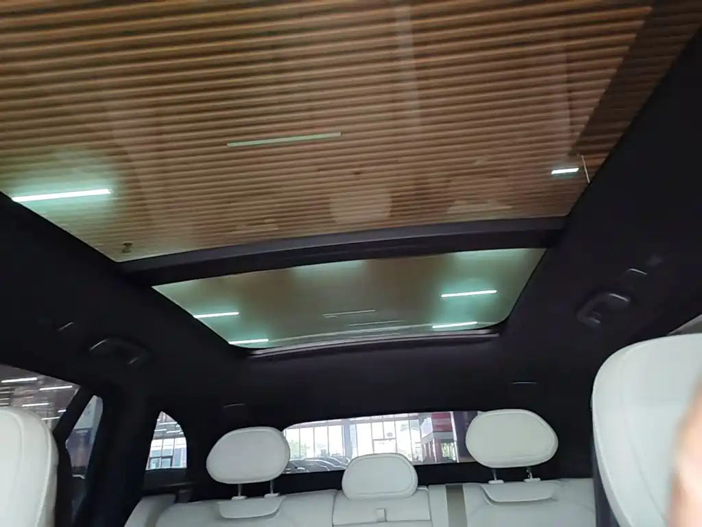NIO ES6 — миниатюра 18
