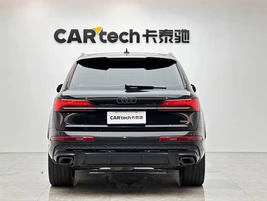 Audi Q7 — миниатюра 4
