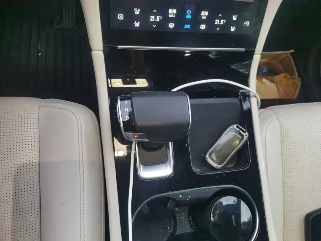 Li Auto Li ONE — миниатюра 15