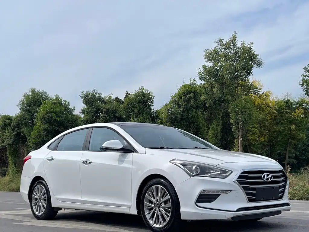 Hyundai Mistra — миниатюра 3