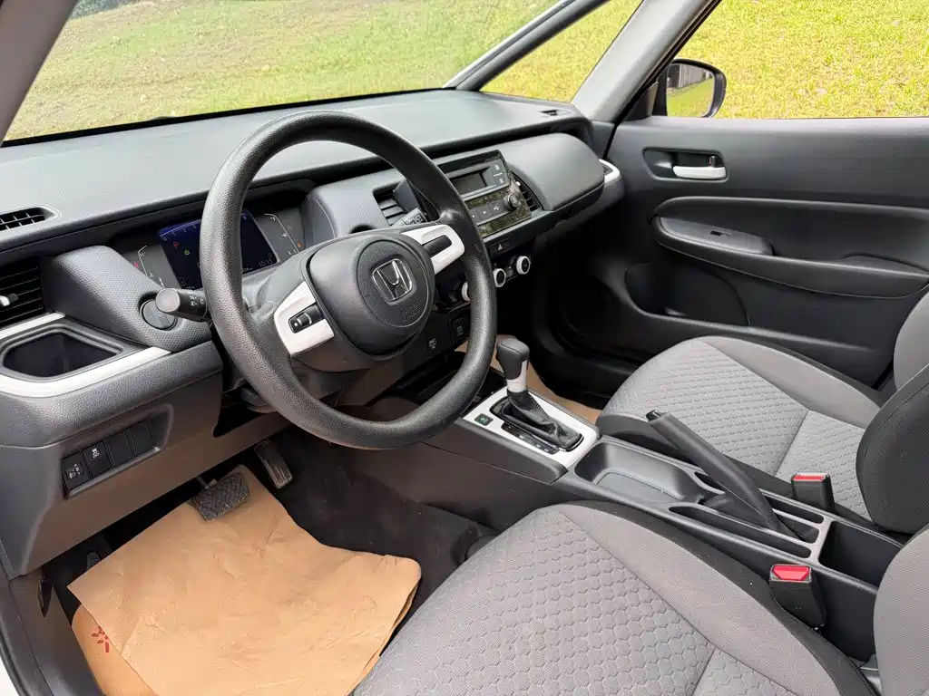 Honda Fit — миниатюра 7