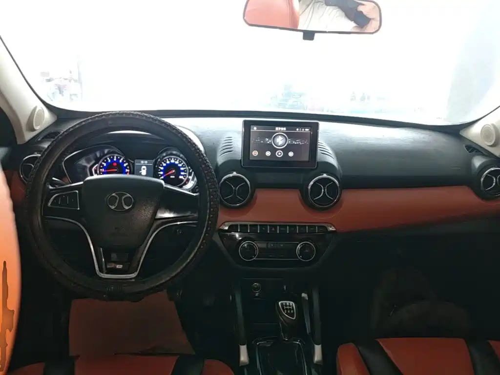 BAIC Senova X35 — миниатюра 10