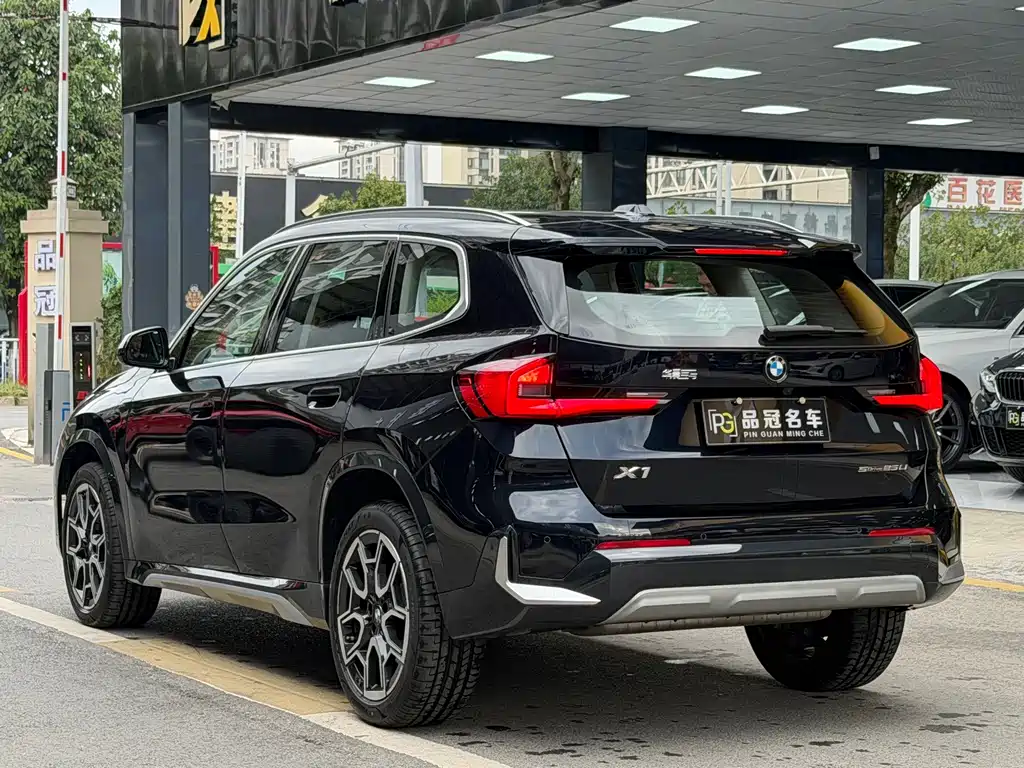 BMW X1 — миниатюра 7