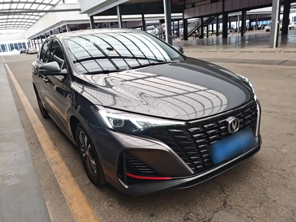 Changan Eado — миниатюра 4
