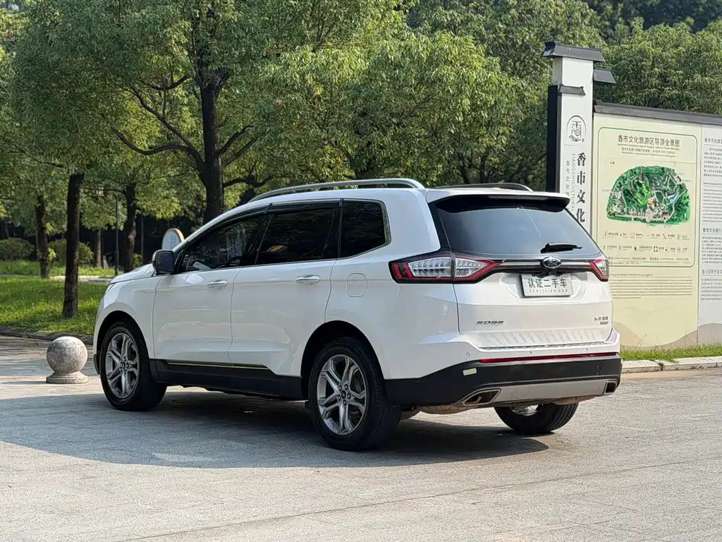 Ford Edge — миниатюра 18