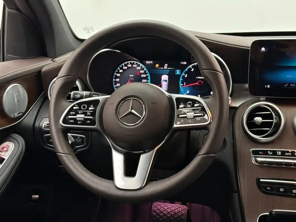 Mercedes-Benz GLC — миниатюра 12
