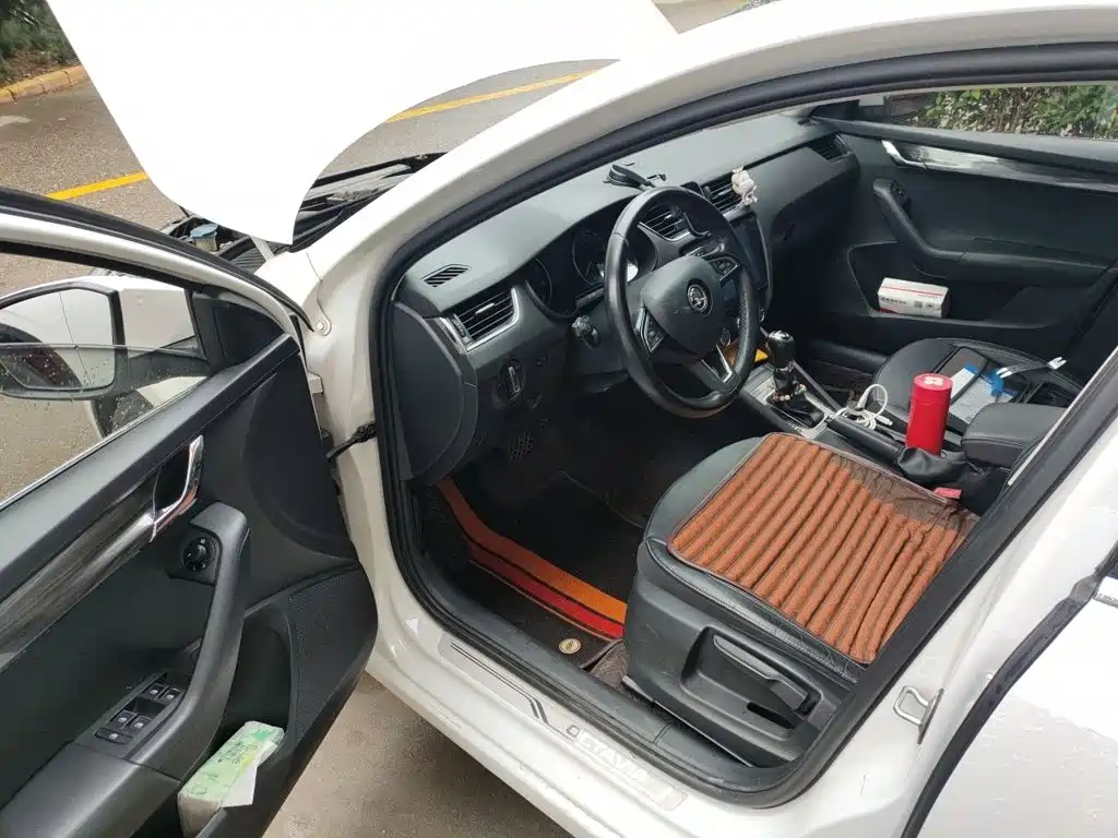 Skoda Octavia — миниатюра 17