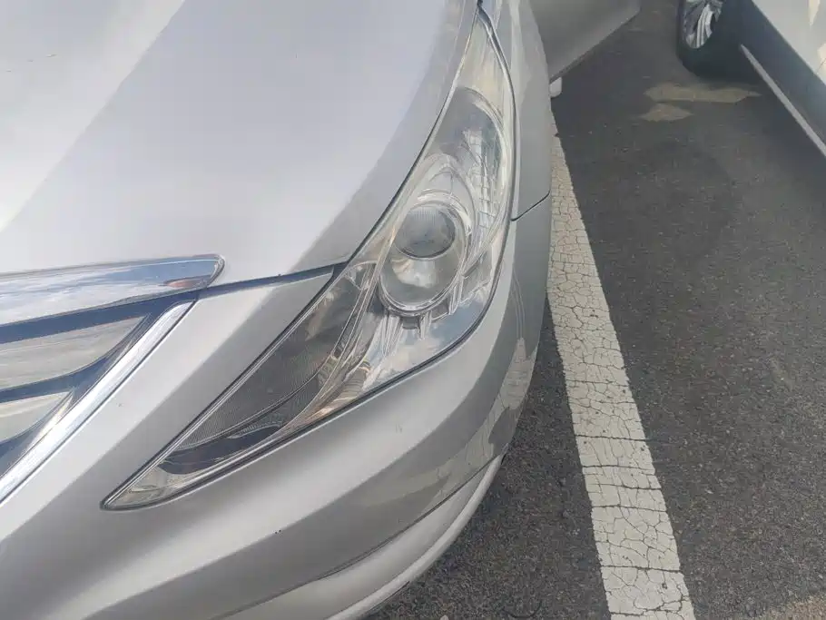Hyundai Sonata — миниатюра 5