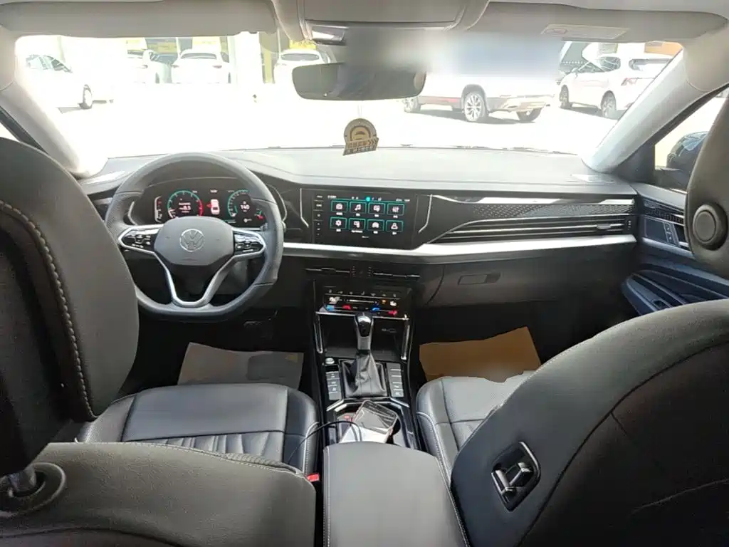Volkswagen Passat — миниатюра 10