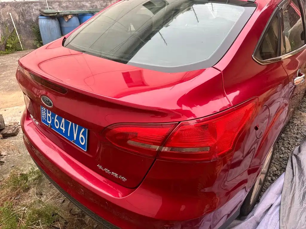 Ford Focus — миниатюра 7