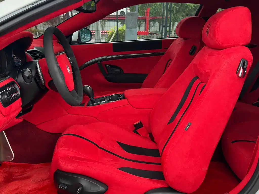 Maserati GranTurismo — миниатюра 10