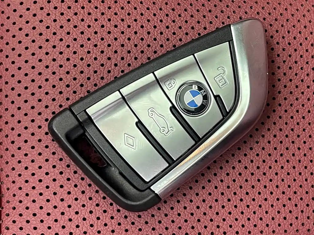 BMW 5 Series — миниатюра 14