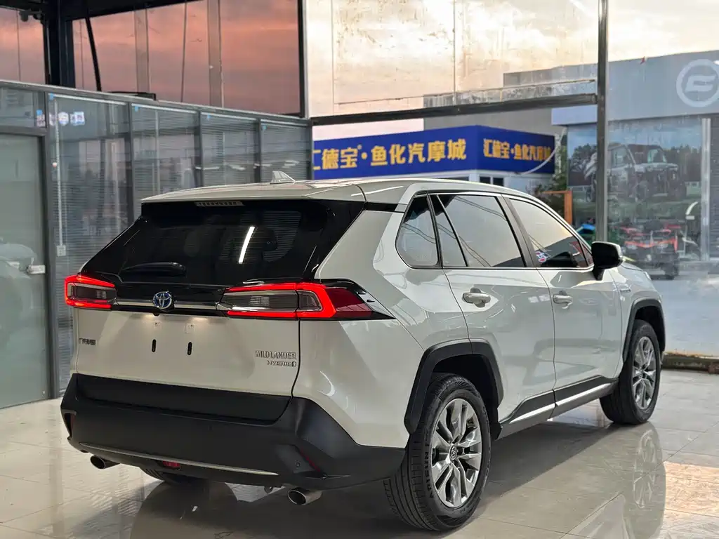 Toyota Wildlander — миниатюра 13