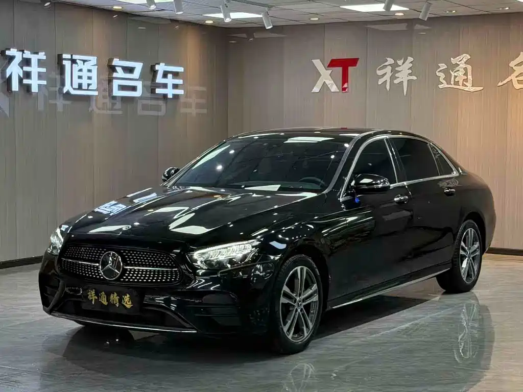 Mercedes-Benz E-Class 2022