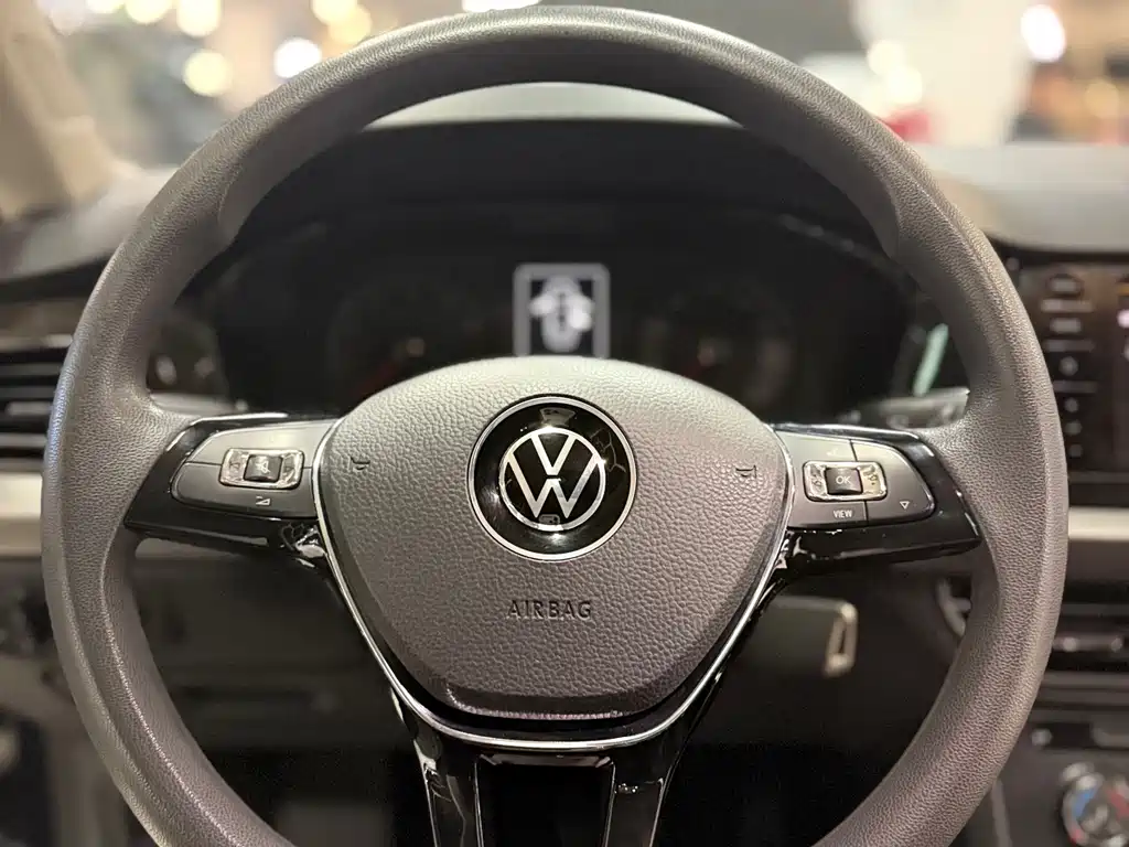 Volkswagen Lavida — миниатюра 8