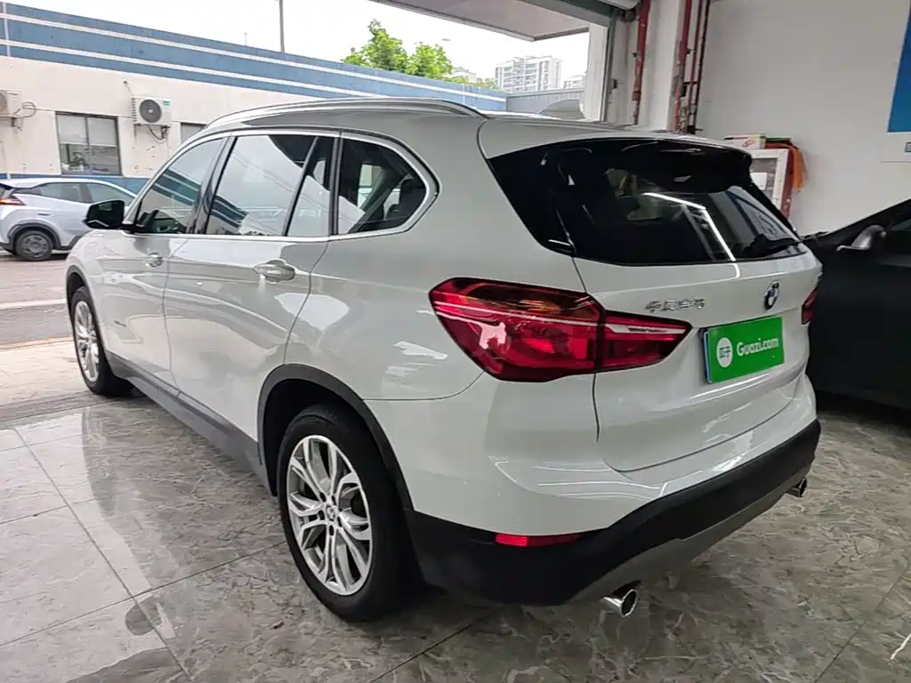 BMW X1 — миниатюра 5