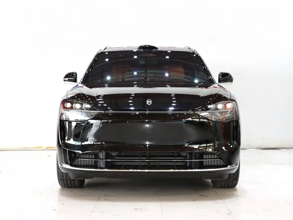 AITO ASK THE WORLD M9