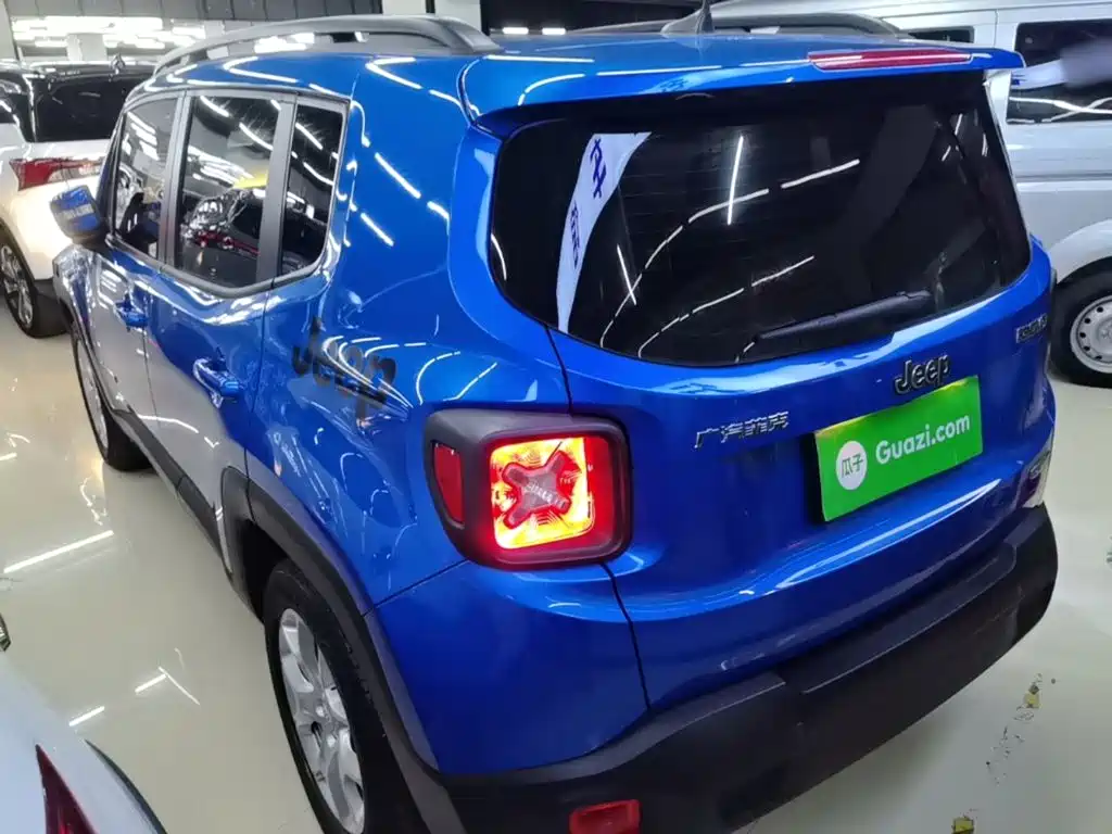 Jeep Renegade — миниатюра 5
