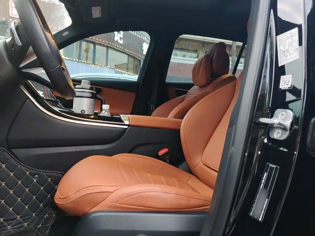 Mercedes-Benz GLC — миниатюра 12