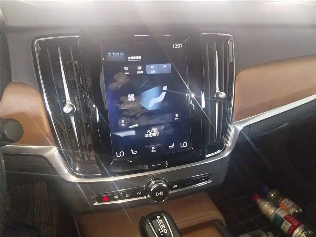 Volvo S90 2019 T5
