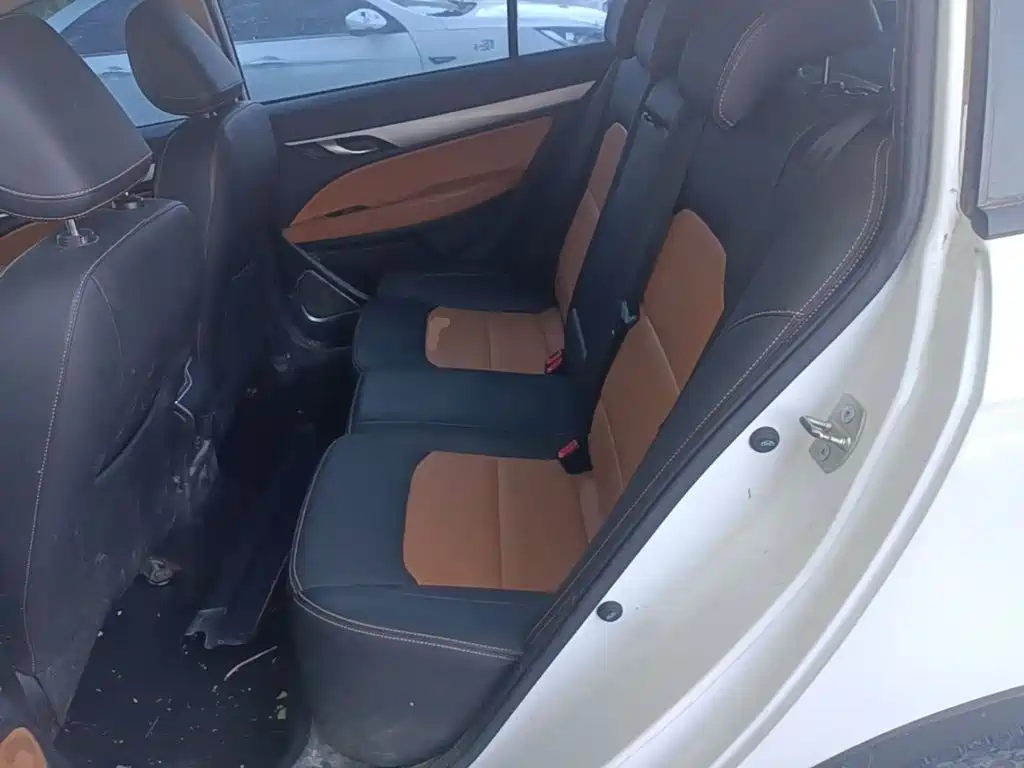 Geely Vision S1 — миниатюра 17
