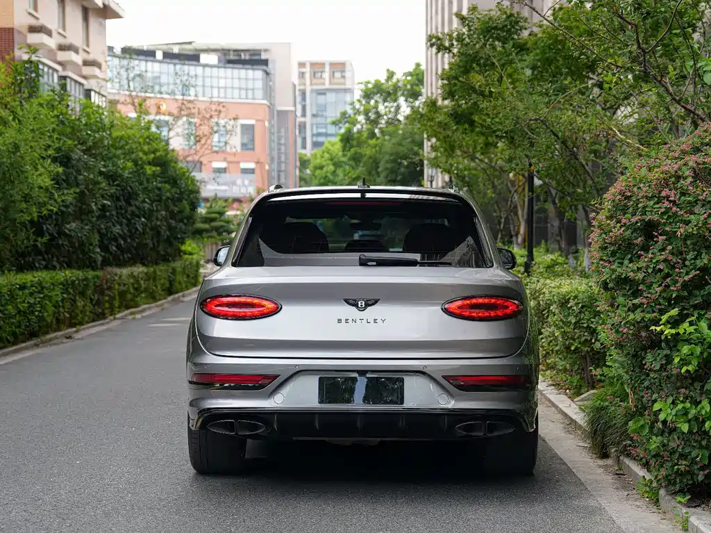 Bentley Bentayga — миниатюра 7