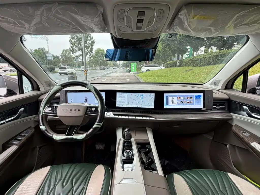 Roewe RX9 — миниатюра 13