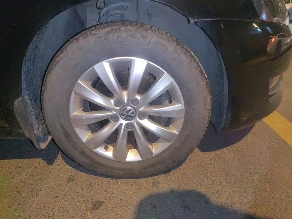 Volkswagen Passat — миниатюра 8