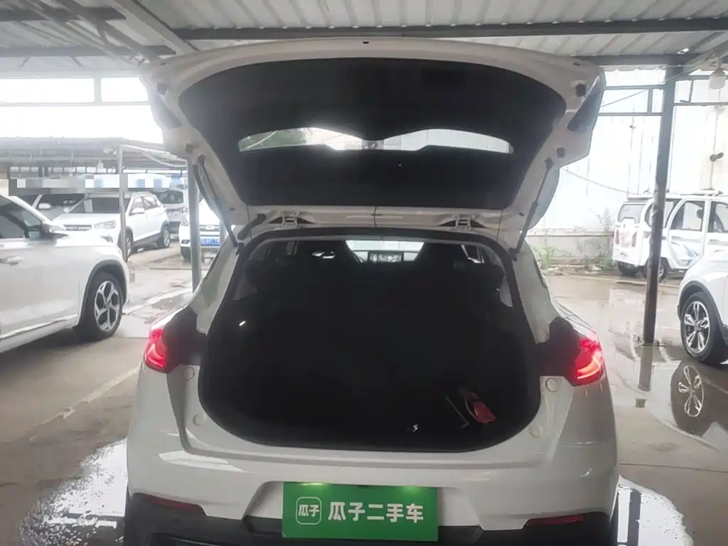 Geely Emgrand S — миниатюра 19