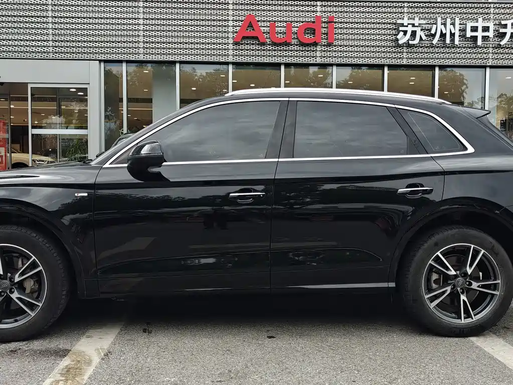 Audi Q5L — миниатюра 3