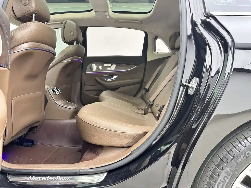 Mercedes-Benz E-Class E 2023 E 300 L Luxury