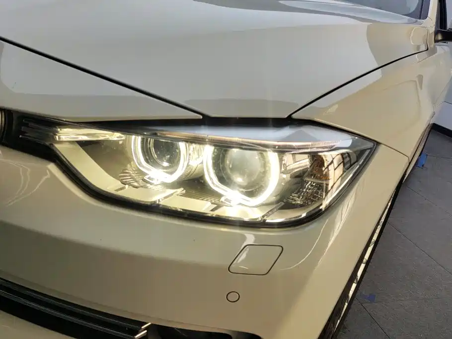 BMW 3 Series — миниатюра 5