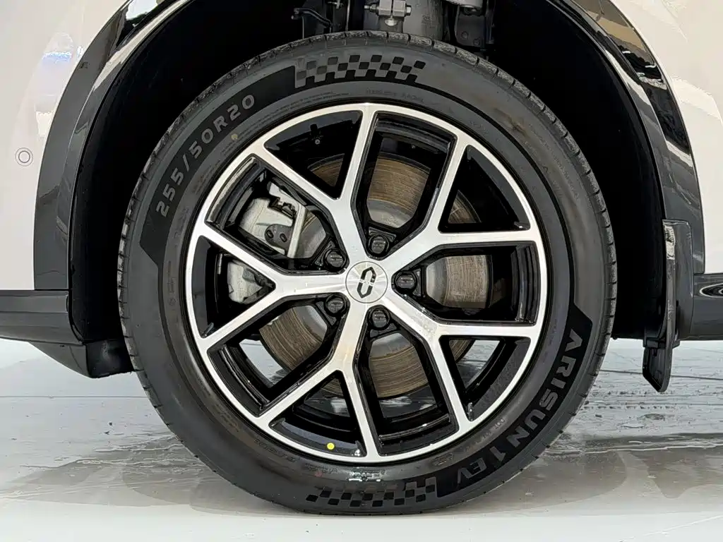 AITO AITO M6 — миниатюра 8