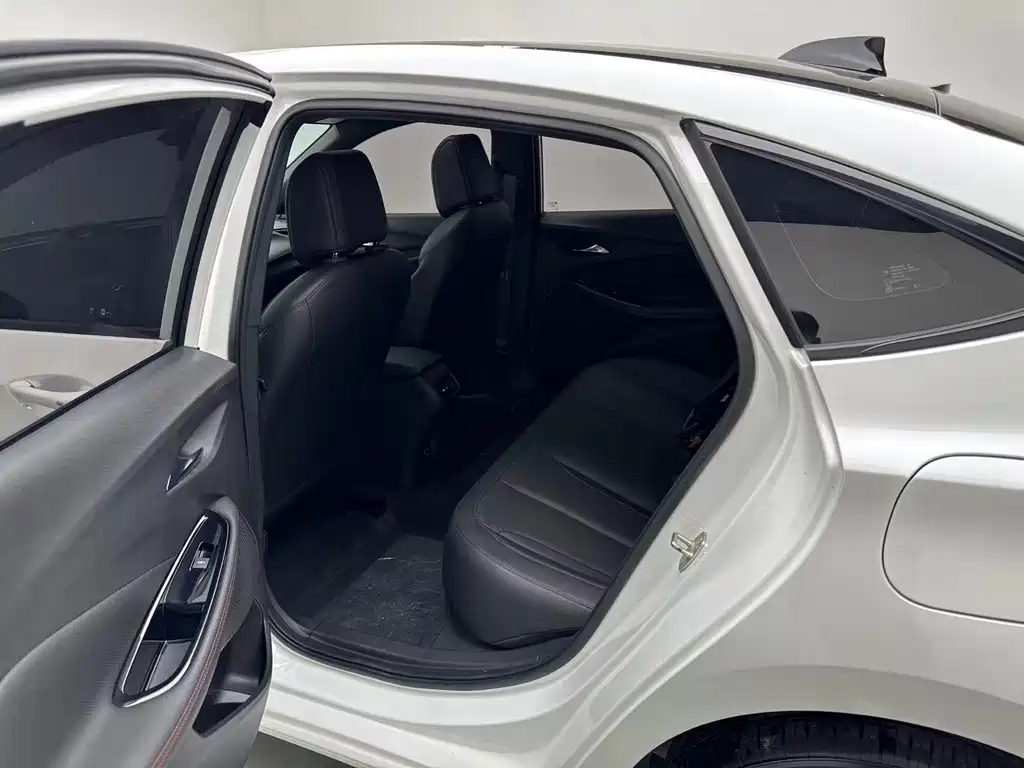 Buick Verano — миниатюра 6