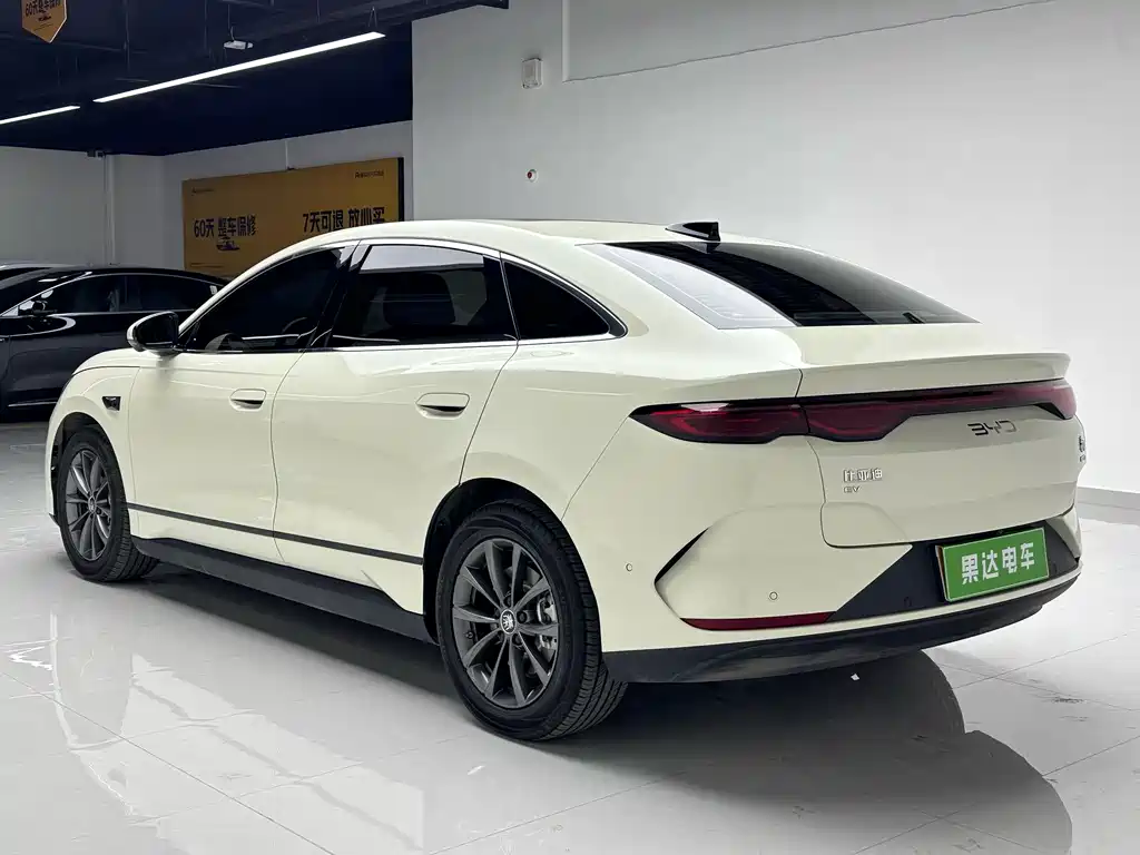 BYD QIN L