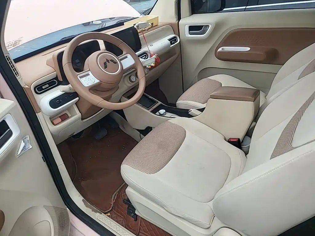 Wuling MINIEV — миниатюра 16