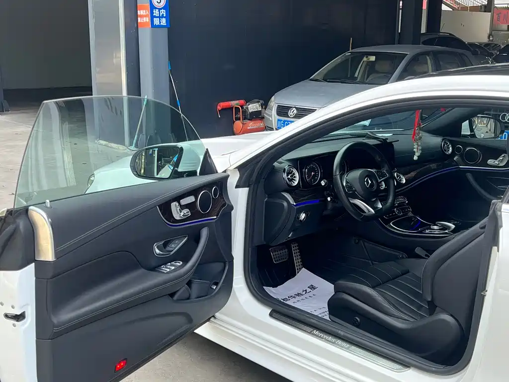 Mercedes-Benz E-Class (Import) — миниатюра 7