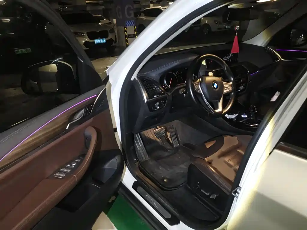 BMW X3 — миниатюра 14