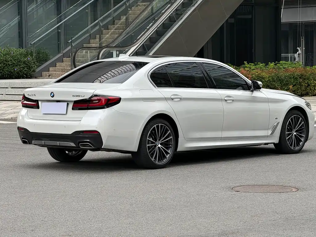 BMW 5 Series 5 2022 530Li Lead M Sport