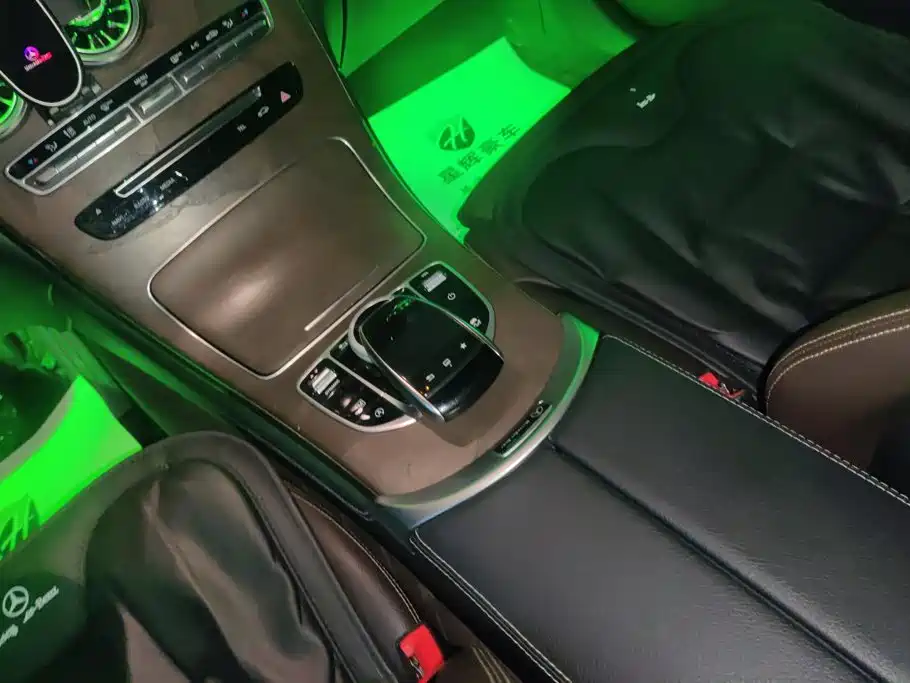 Mercedes-Benz GLC — миниатюра 13