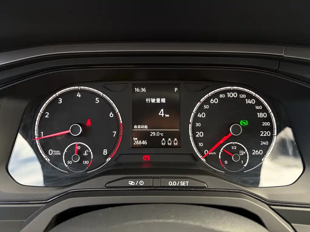 Volkswagen Polo — миниатюра 11