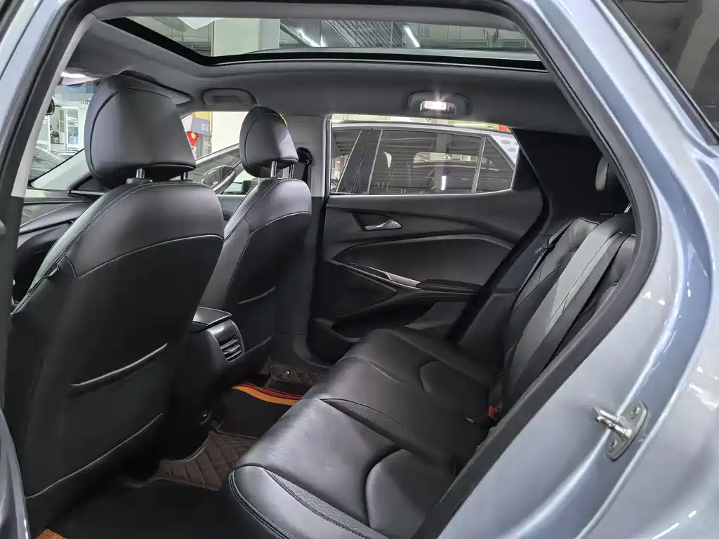 Chevrolet Menlo — миниатюра 9