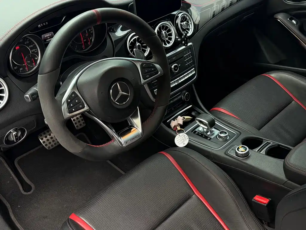 Mercedes-Benz CLA AMG — миниатюра 6