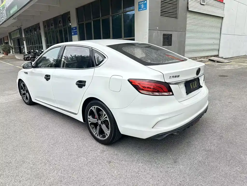 MG MG6 — миниатюра 17