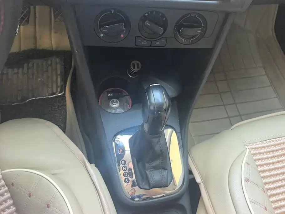 Volkswagen Polo — миниатюра 16